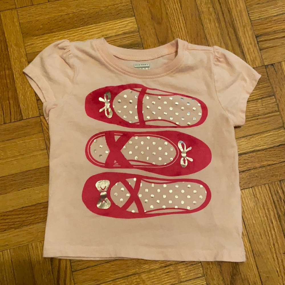 Old navy shirt